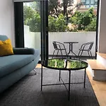 Seapoint Apartment - Pool - Gym - Balcony